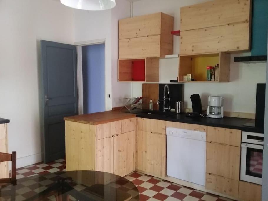 Maison Dans Un Mas Le Moulin Piot Bellegarde  Exteriör bild